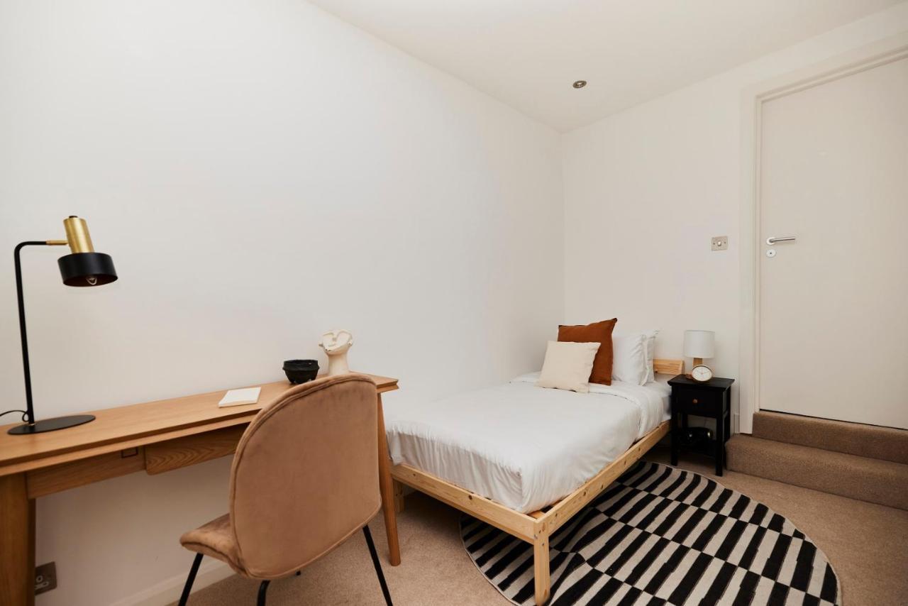 The London Nest - Trendy 3Bdr House Apartment Bagian luar foto